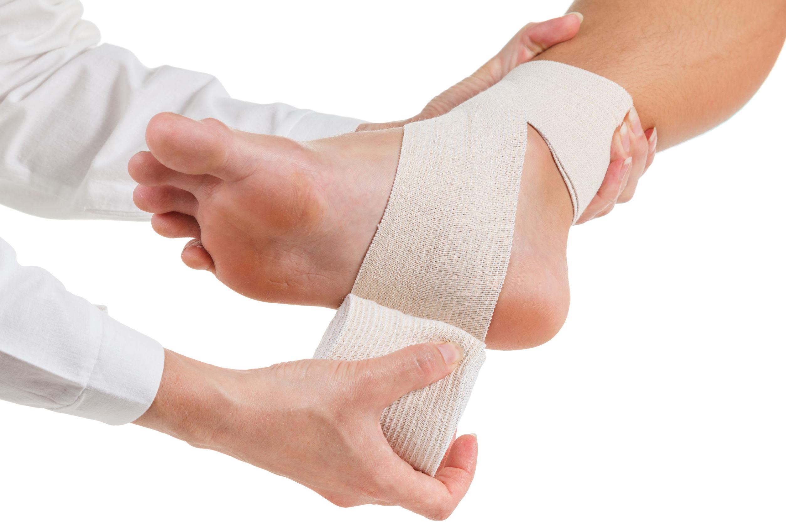 Compression Bandage Guide : Learn About Compression Bandages